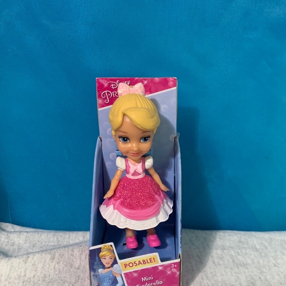 Disney mini figures - Picture 4 of 4